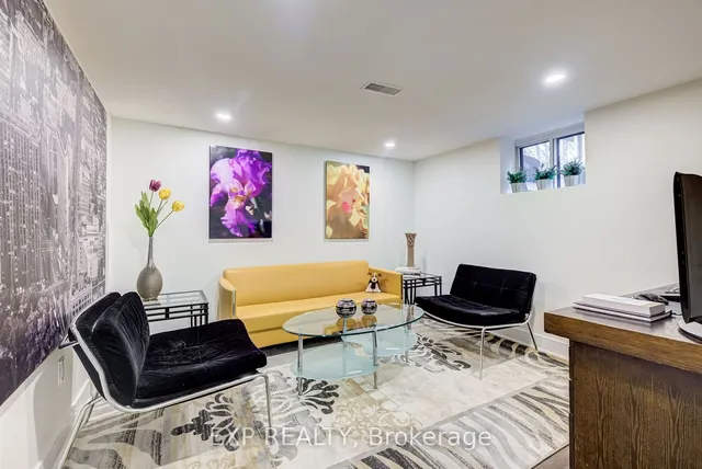 Additional image 26 of 19 Albani St