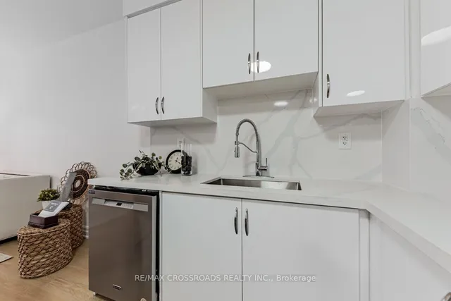 Additional image 8 of 777 Steeles Ave Unit 211