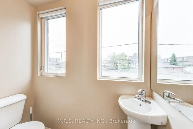 Additional image 10 of 3025 Finch Ave Unit 2038