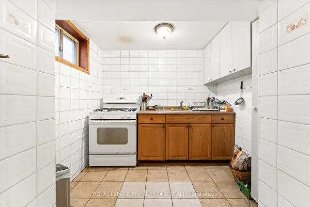 Additional image 28 of 7 North Heights Rd