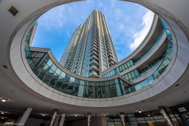 Additional image 17 of 16 Yonge St Unit 2903