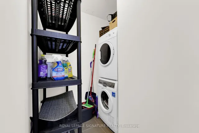 Additional image 21 of 1030 King St Unit 1044