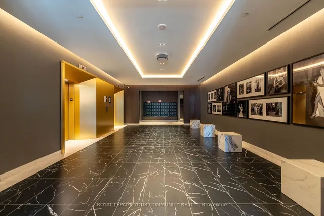 Additional image 7 of 500 Dupont St Unit 704