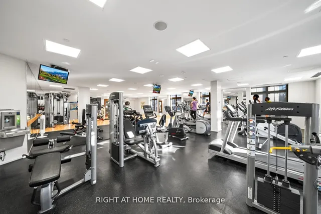 Additional image 32 of 80 Harrison Garden Blvd Unit 1122