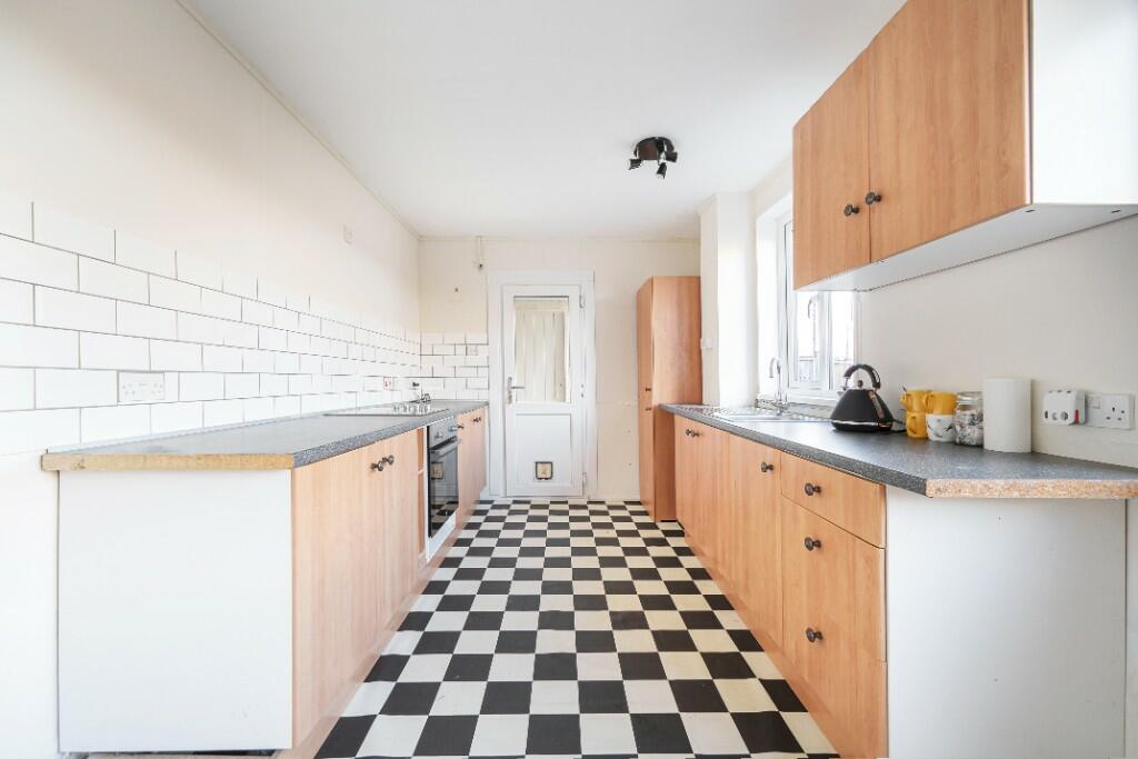 Additional image 8 of 14 Shaws Way, Bath, Somerset, BA2