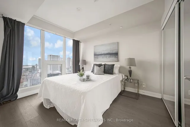 Additional image 27 of 181 Dundas St Unit 4909