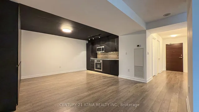 Additional image 26 of 10 Capreol Crt Unit 922