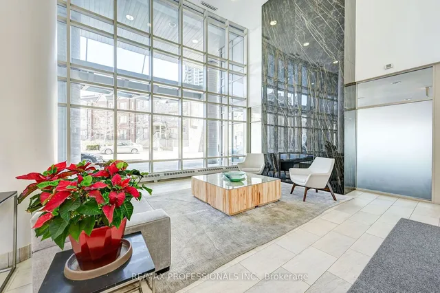 Additional image 30 of 15 Windermere Ave Unit TH101