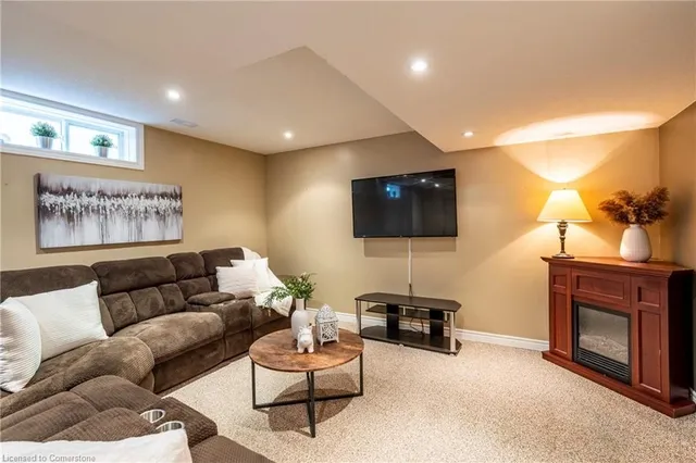 Additional image 39 of 58 Bush Clover Cres