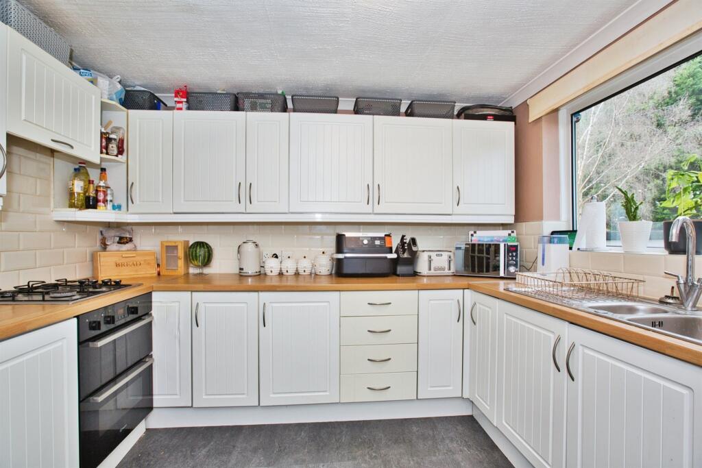 Additional image 7 of Illustrious Crescent, Ilchester, Yeovil