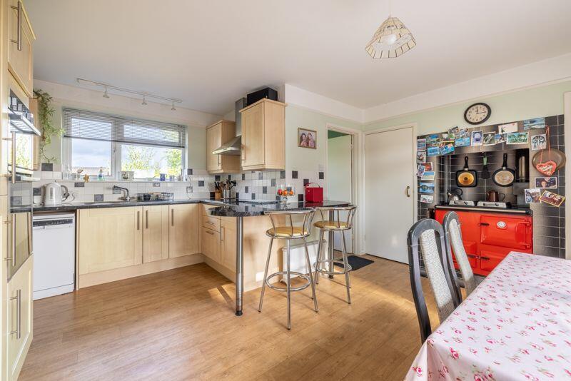 Additional image 6 of Detached 4 bedroom bungalow on the edge of Charlton Musgrove.