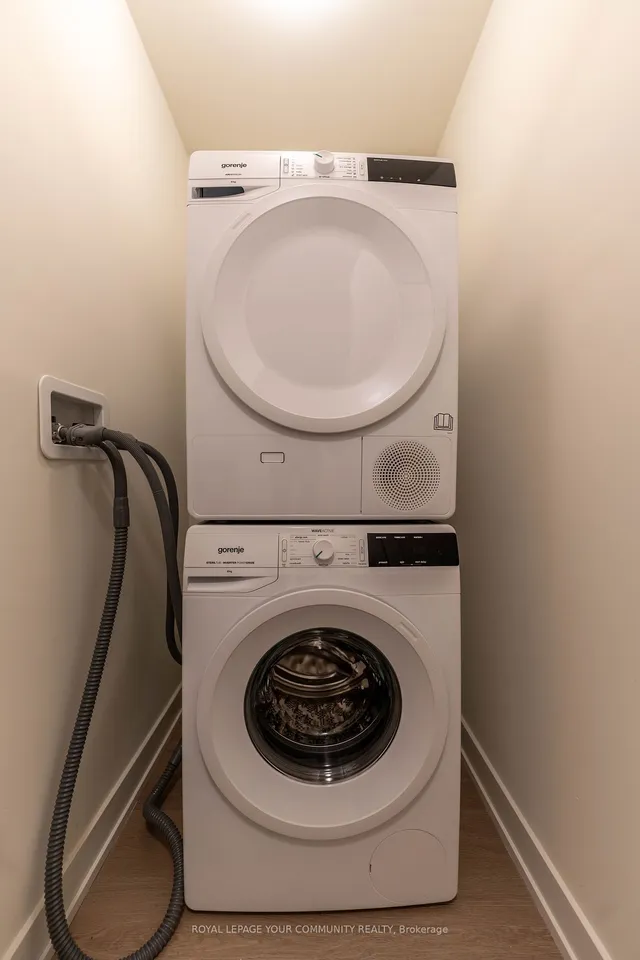 Additional image 28 of 859 The Queensway Unit 707