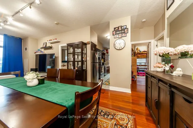 Additional image 4 of 2772 Keele St Unit 105