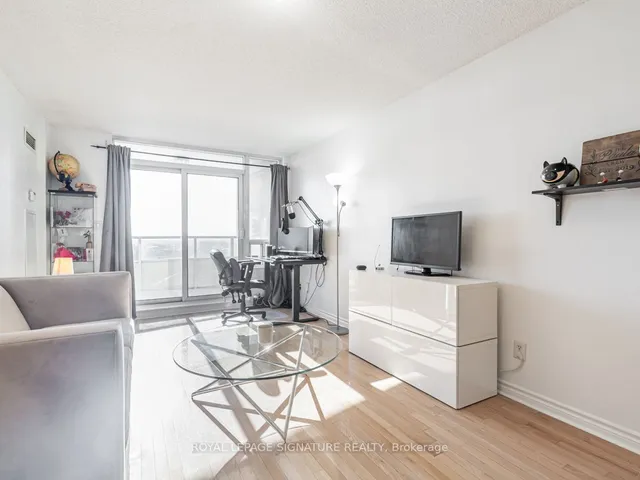 Additional image 6 of 1 Rean Dr Unit 909