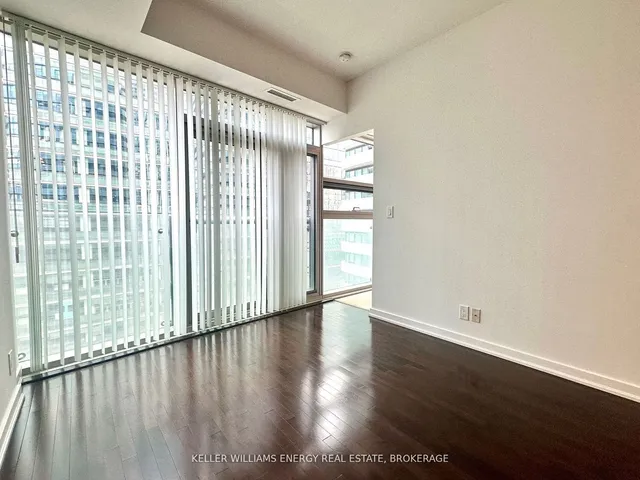 Additional image 11 of 12 York St Unit 1409