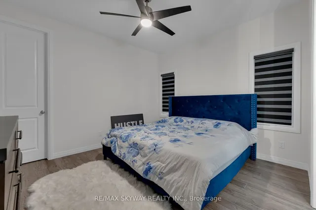 Additional image 19 of 972 Stonecliffe Walk Unit 18