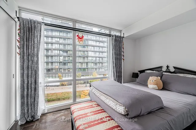 Additional image 10 of 170 Fort York Blvd Unit 310