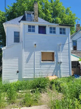 Additional image 2 of 542 Langside Street