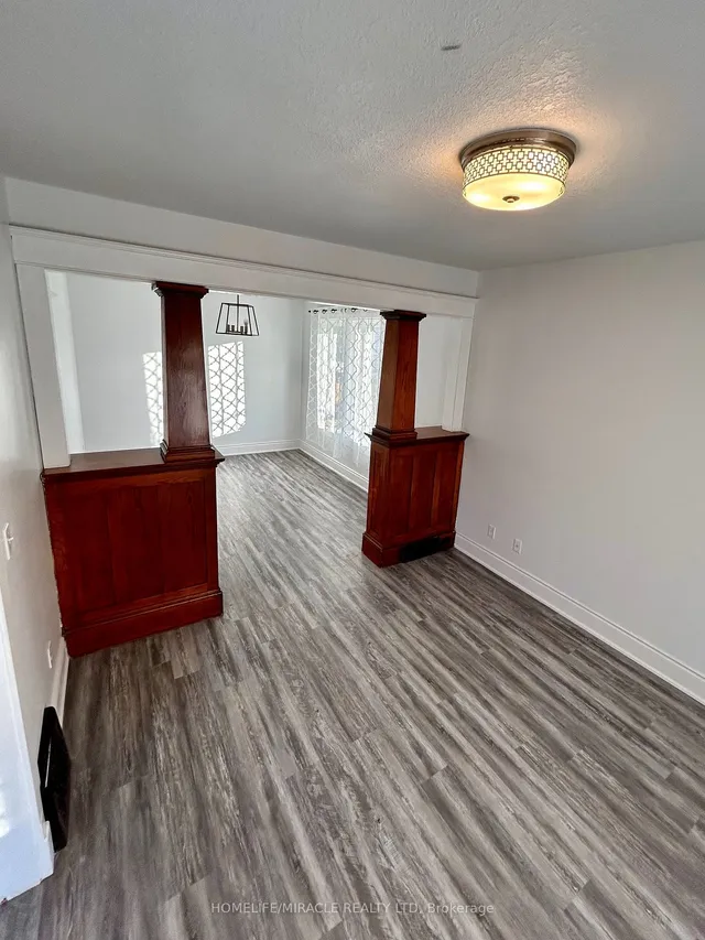 Additional image 8 of 11 Shanley St