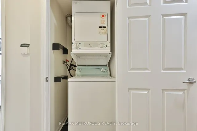 Additional image 26 of 230 Queens Quay Unit 820
