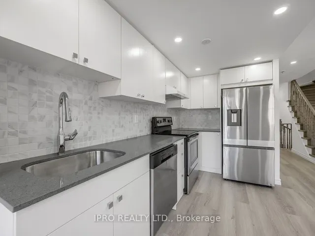 Additional image 6 of 35 Strangford Lane Unit 305