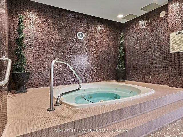 Additional image 26 of 18 kenaston Gdns Unit 906