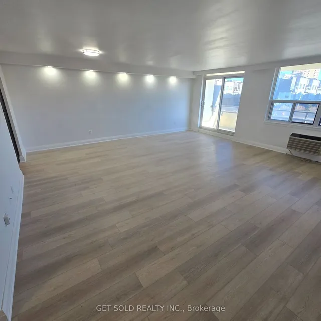 Additional image 3 of 511 The West Mall Unit 204