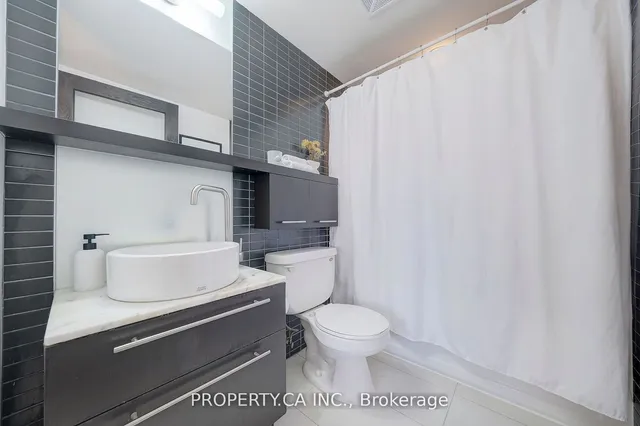 Additional image 10 of 25 Carlton St Unit 1707