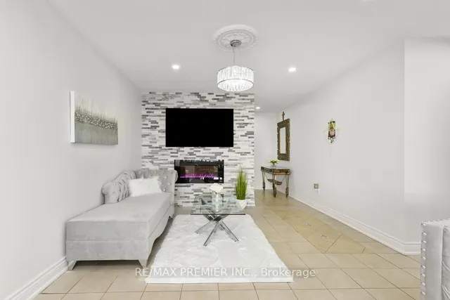 Additional image 6 of 45 Silverstone Dr Unit 410