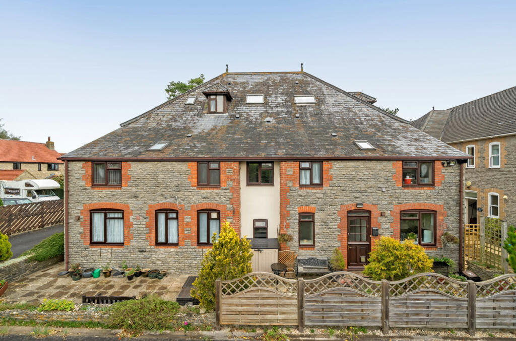 Additional image 11 of High Street, Henstridge, Templecombe, Somerset, BA8