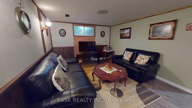 Additional image 30 of 119 Hillbrook Cres