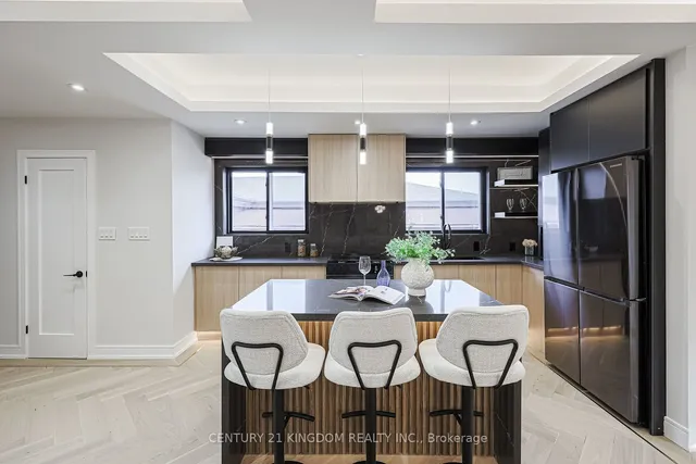 Additional image 18 of 45 Pegasus Tr