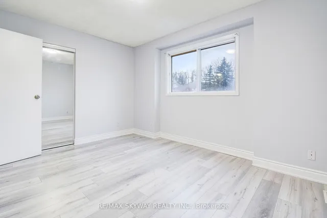 Additional image 33 of 445 Pioneer Dr Unit 5