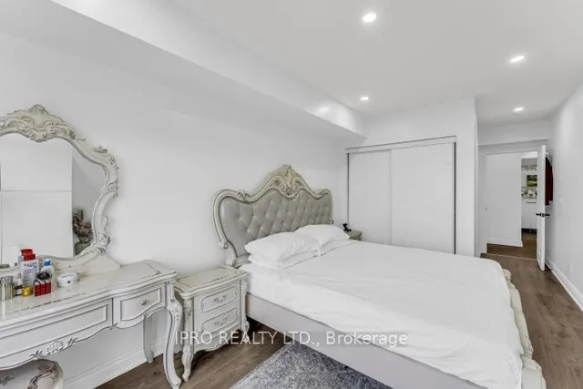 Additional image 11 of 10 Mendelssohn St Unit 325