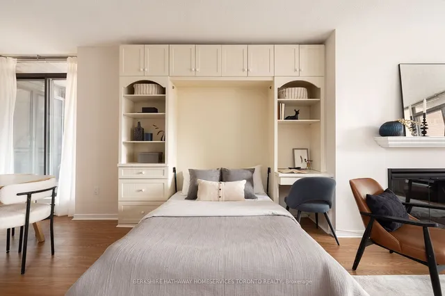 Additional image 8 of 71 Front St Unit 704