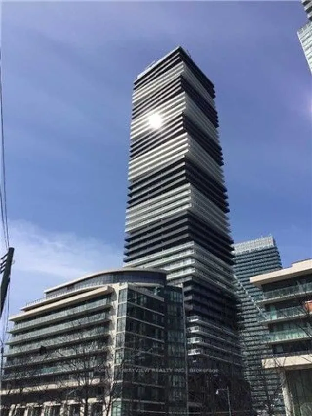 56 Annie Craig Dr Unit 1604