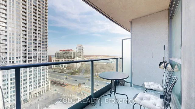 Additional image 2 of 215 Fort York Blvd Unit 1301
