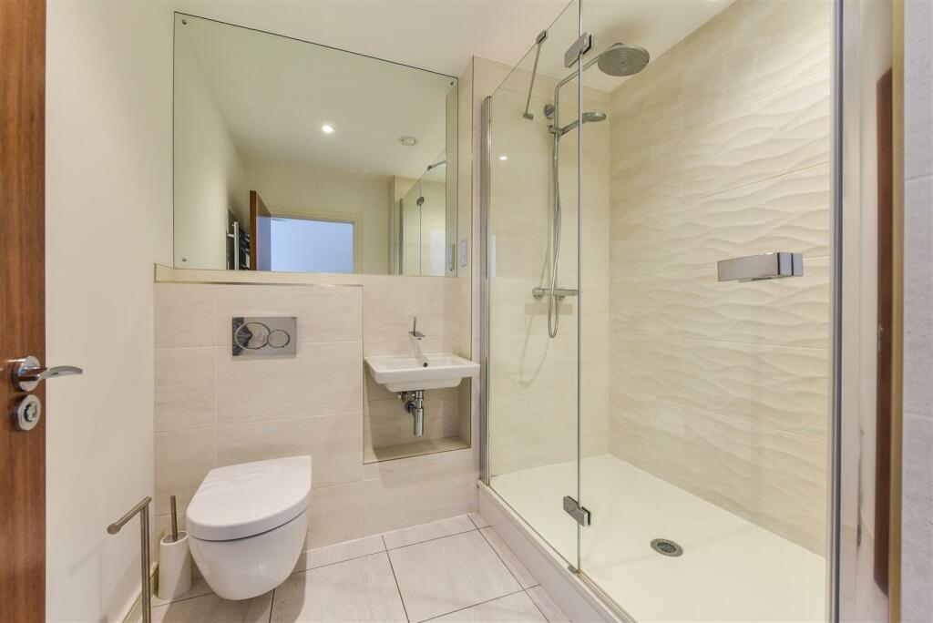 Additional image 9 of Royal View, Victoria Bridge Road, Bath