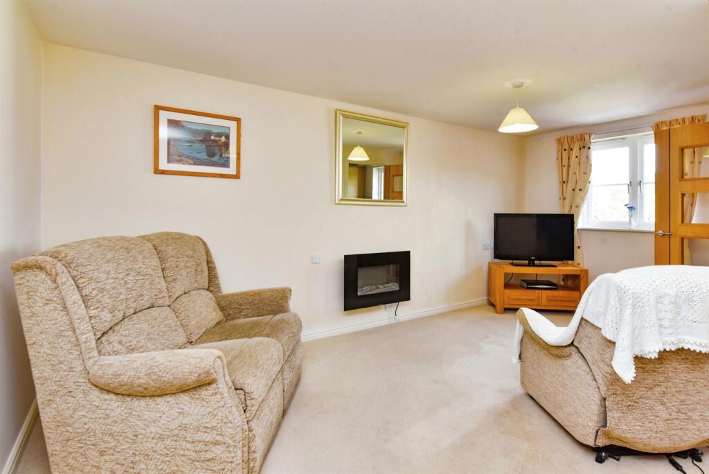 Additional image 19 of George Street, WARMINSTER