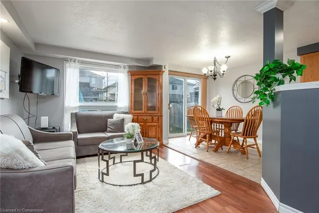 Additional image 11 of 43 Cotton Grass St