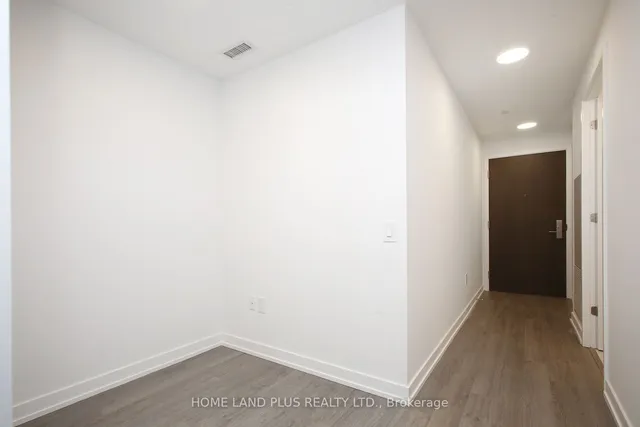 Additional image 8 of 39 Roehampton Ave Unit 2704