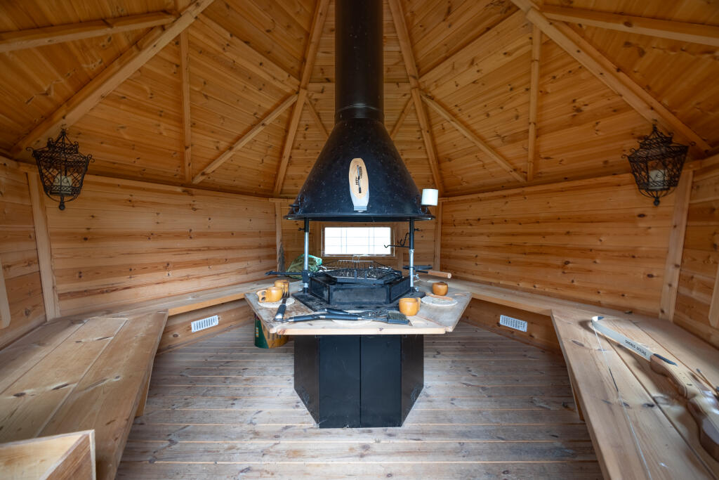 Additional image 39 of Oak Tree House, Hilperton