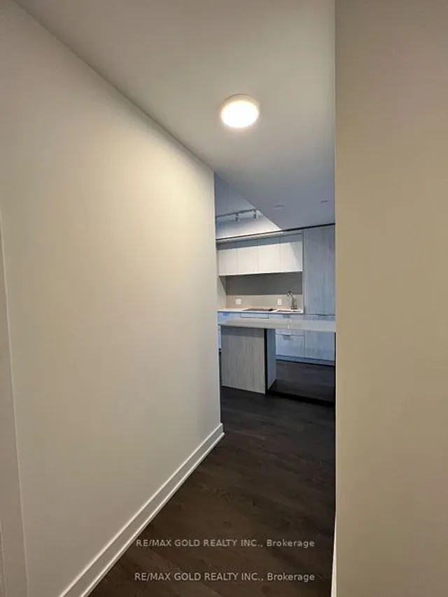 Additional image 31 of 130 River St Unit 1012