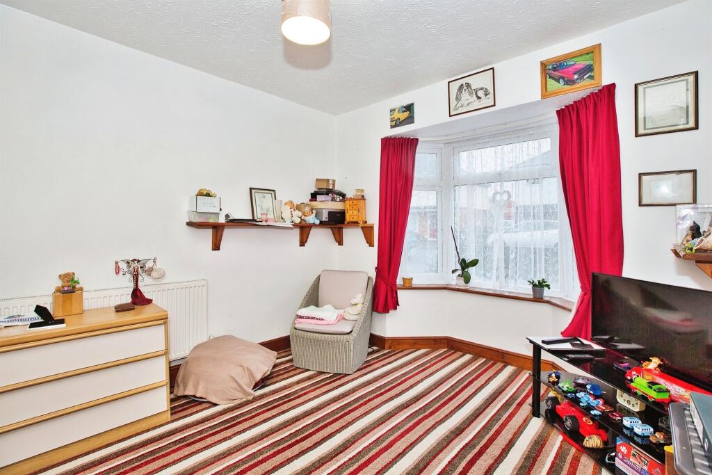 Additional image 4 of Sandhurst Road, Yeovil