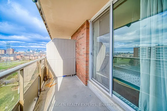 Additional image 17 of 25 Four Winds Dr Unit 913