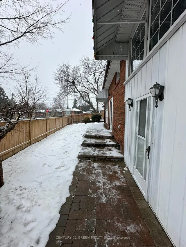 Additional image 16 of 17 Benroyal Cres