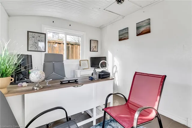 Additional image 37 of 63 Gibson Dr