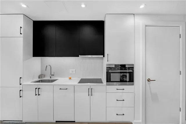Additional image 10 of 741 King Street West St Unit 1509