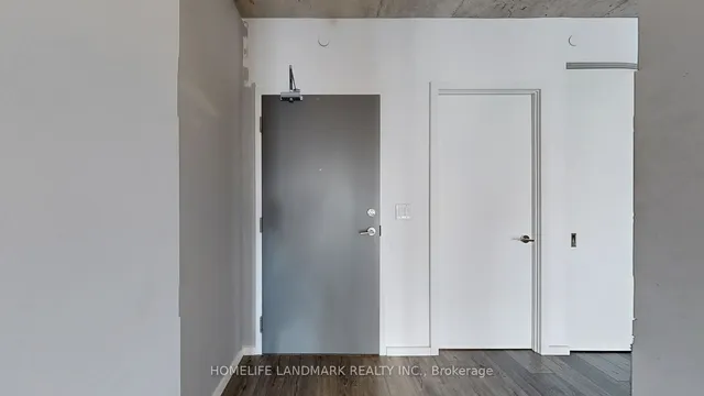 Additional image 26 of 21 Lawren Harris Sq Unit 301