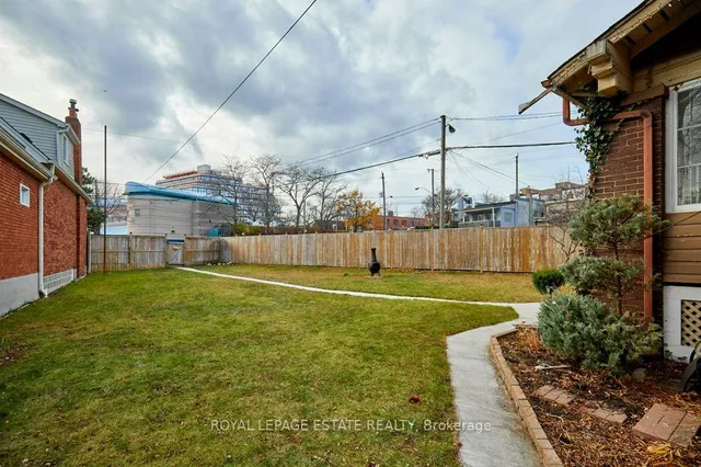 Additional image 32 of 63 Valhalla Blvd